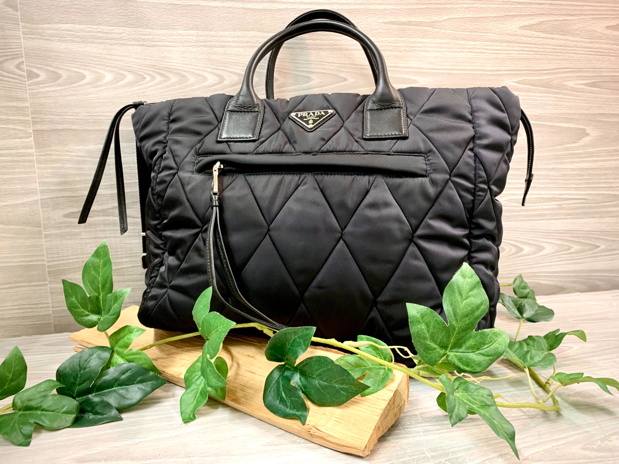 スマホで購入』 PRADA(プラダ)キルティングバッグ 買取入荷 スマホで購入』 PRADA(プラダ)キルティングバッグ 買取入荷