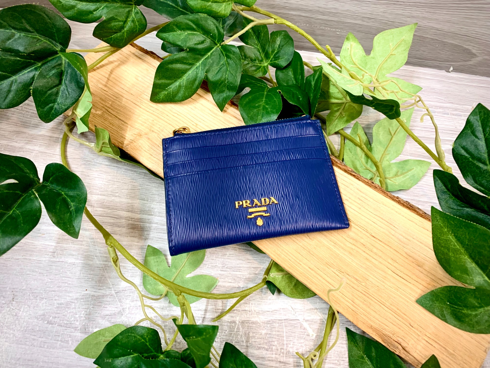 【極美品】PRADA　フラグメントケース　ヴィッテロムーブ　ネイビー　男女可 極美品】PRADA フラグメントケース ヴィッテロムーブ ネイビー