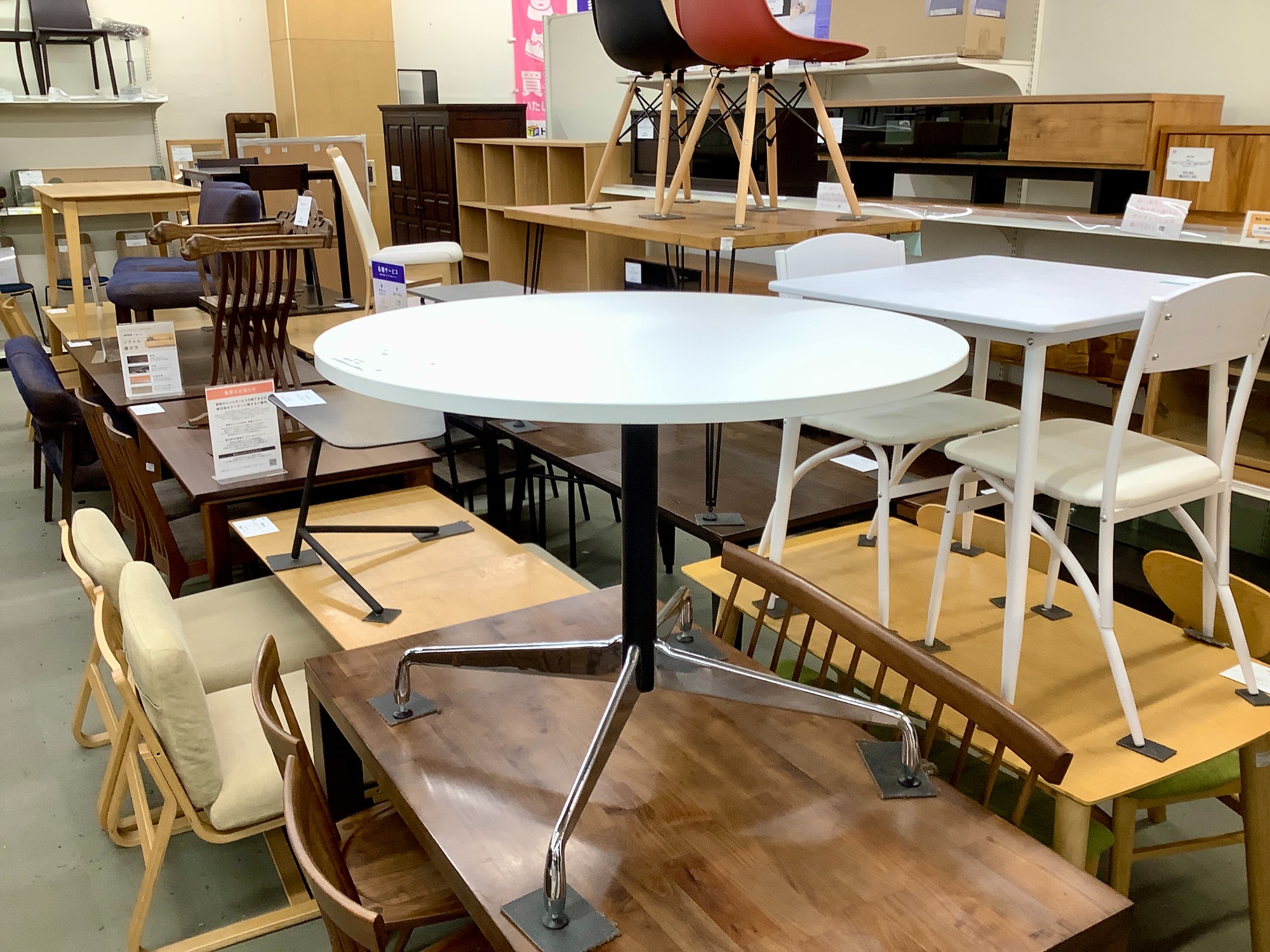 ボーコンセプト Laval ラヴァル サイドテーブル オーク色 北欧デンマーク Boconcept Laval（ボーコンセプト ラバル） サイドテーブル
