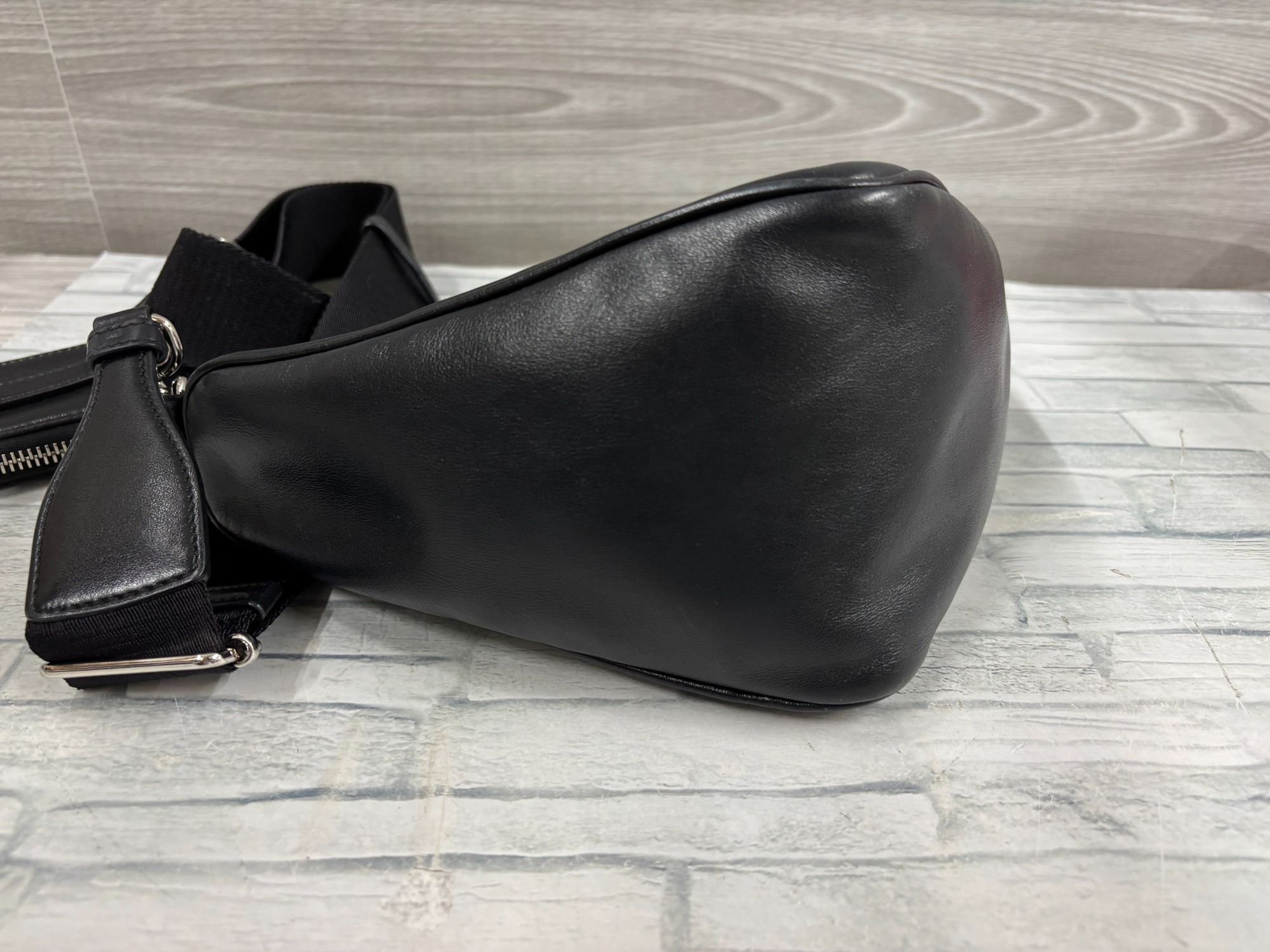 セール★PRADA★1BH190 PRADA/プラダ】トライアングルショルダーバッグが買取入荷いたし