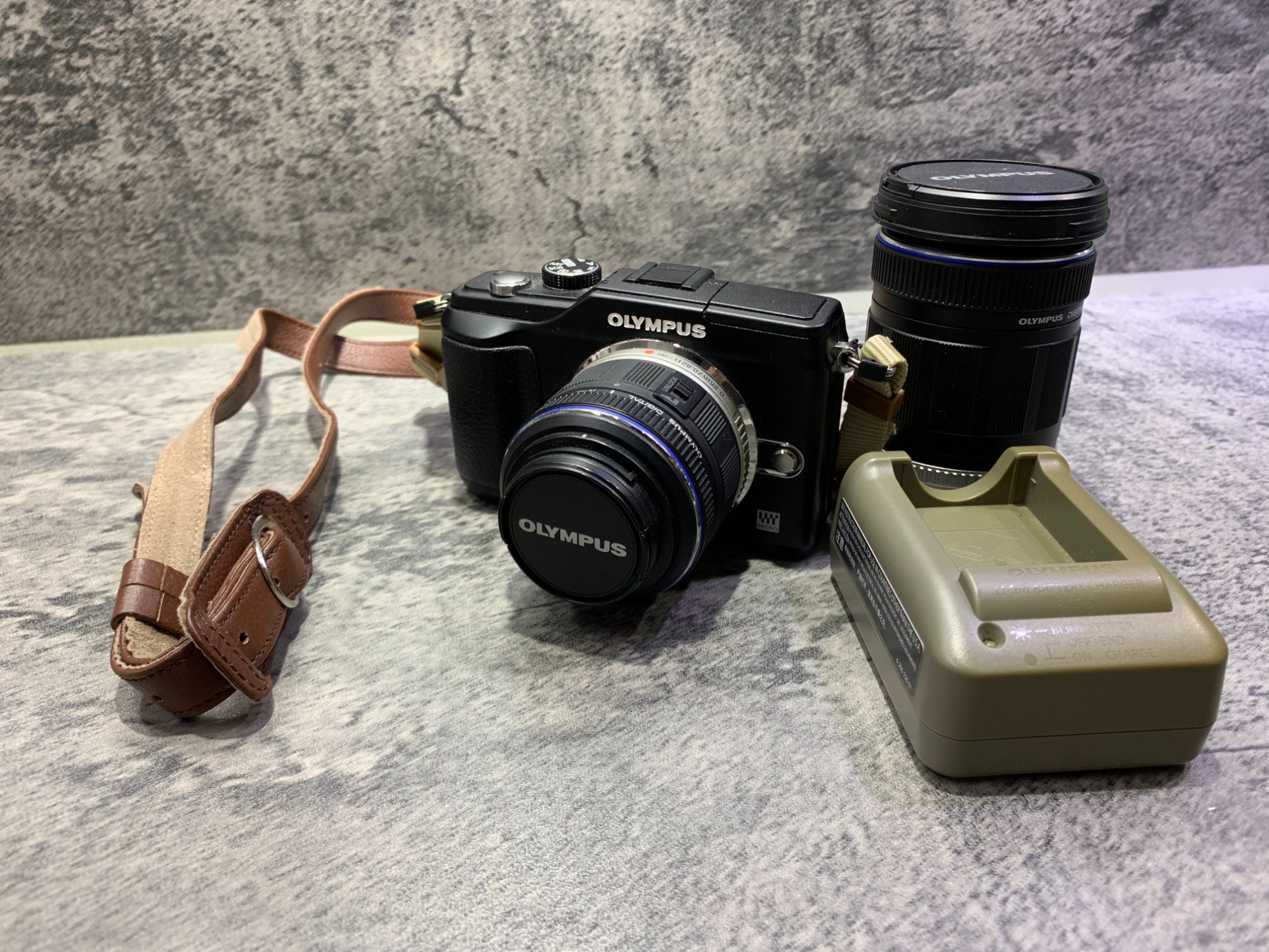 OLYMPUS(オリンポス) ミラーレス一眼カメラ E-PL2 買取入荷