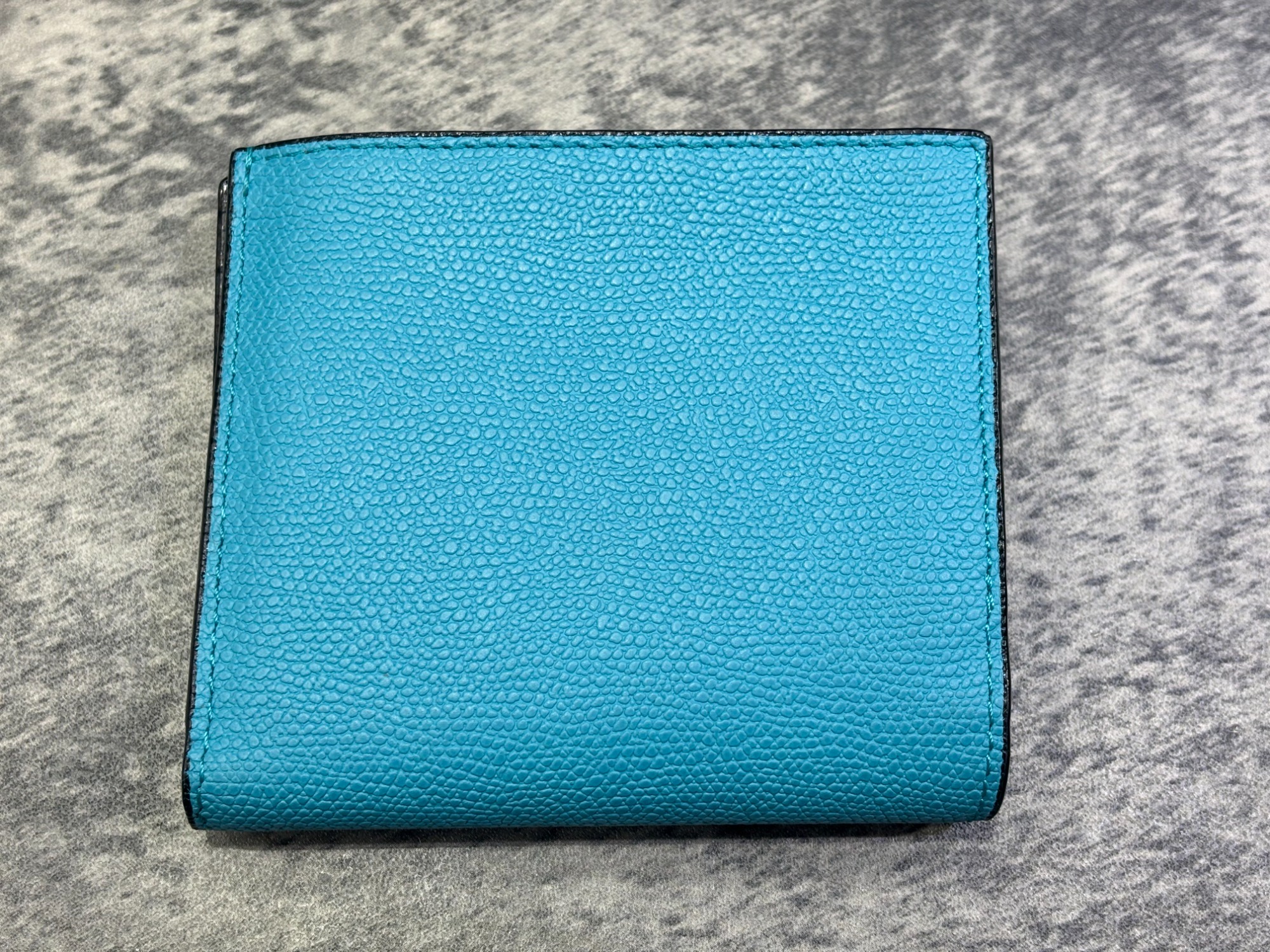 Valextra 二つ折り財布 青 楽天市場】Valextra ヴァレクストラ 二つ折り財布 SGNL0004028L99WF99