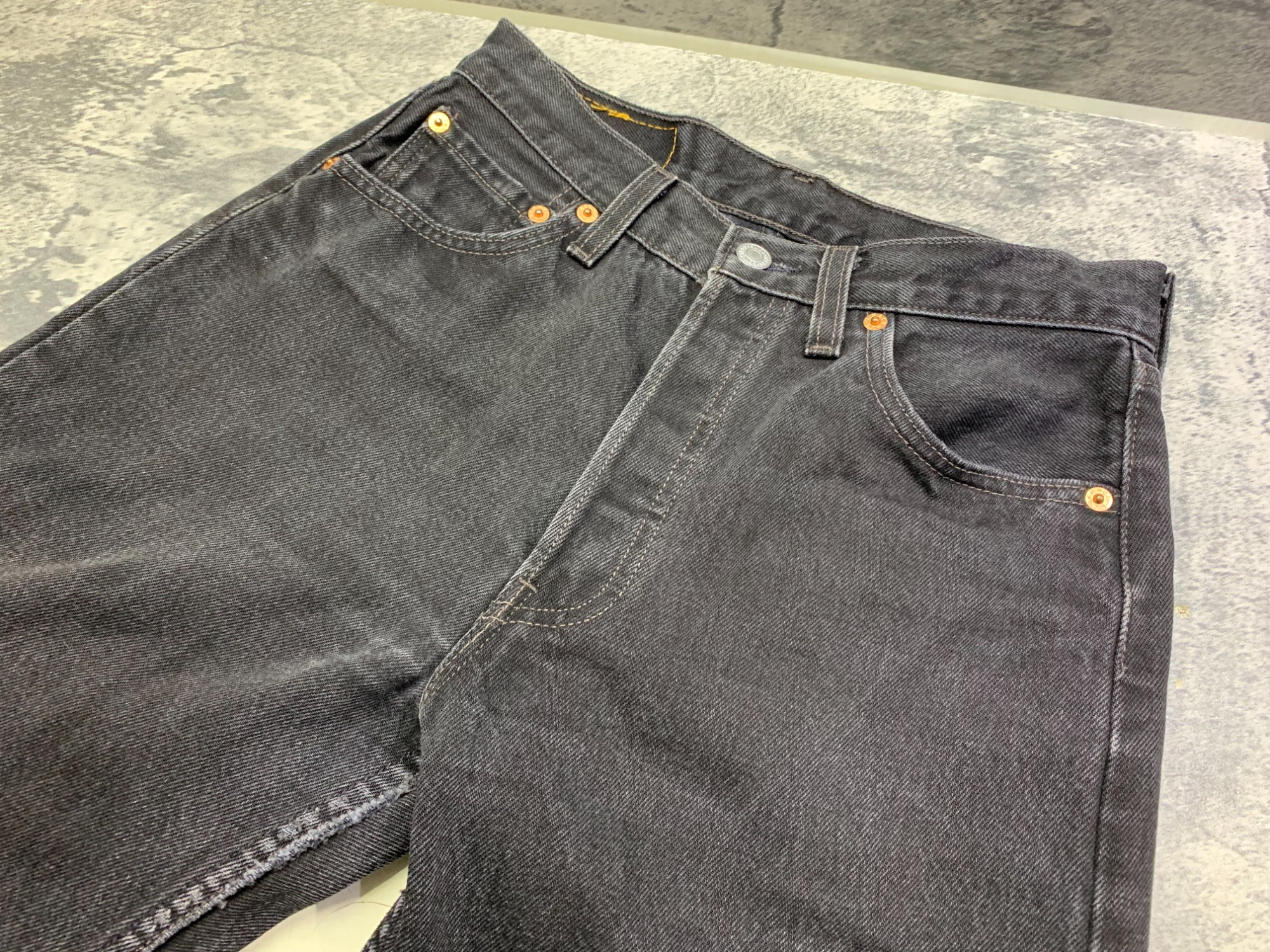 LEVI'S(リーバイス)501デニムパンツ 90's ボタン裏555 買取入荷いたし