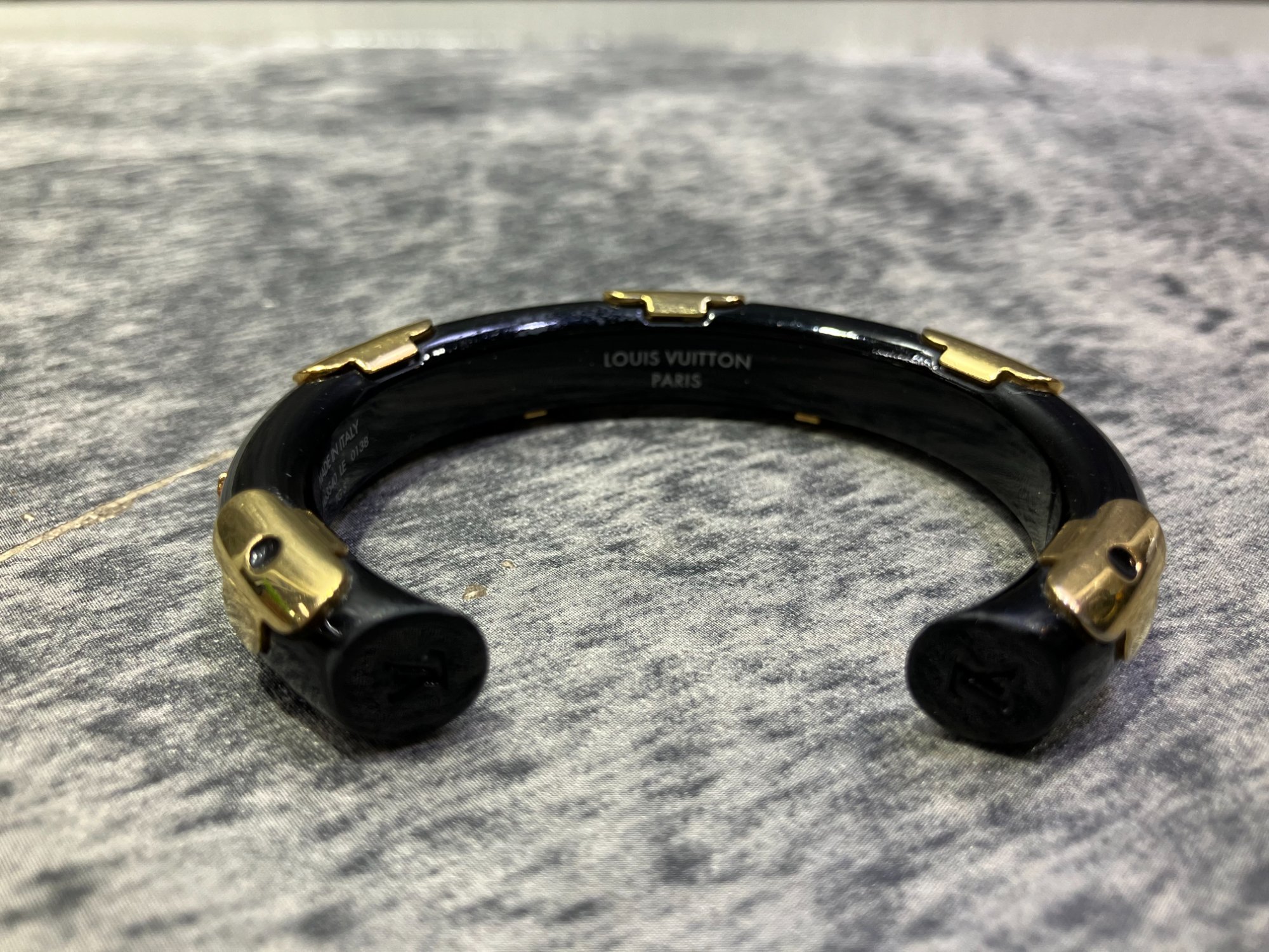 スマホで購入】Louis Vuitton(ルイ・ヴィトン)ブレスレット ジョンク