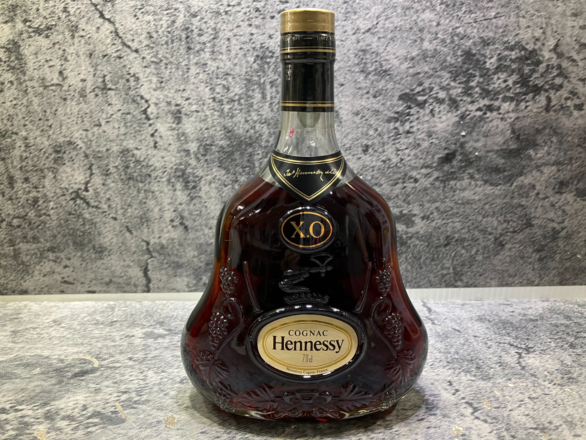 スマホで購入】Hennessy(ヘネシー)コニャック XO金キャップ 買取入荷