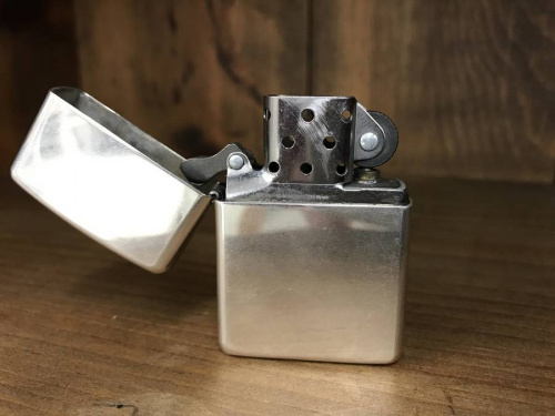 ZIPPOのジッポ