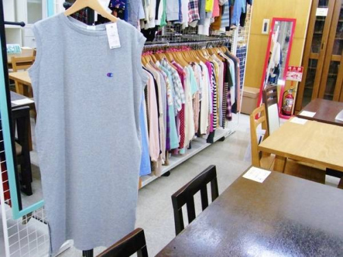 レディースファッションの古着