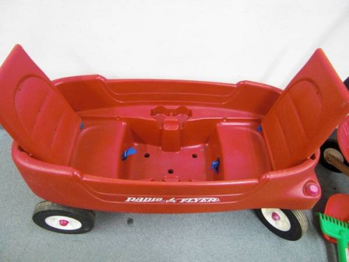 RADIO FLYER(ラジオフライヤー)のワゴン