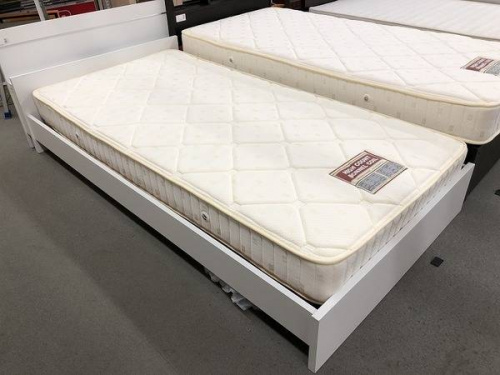 ベッドの秦野　一人暮らし　中古家具
