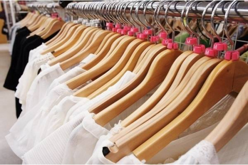 トップスのメンズファッション