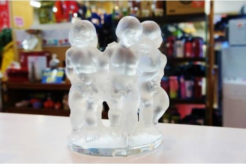 陶器のフィギュリン