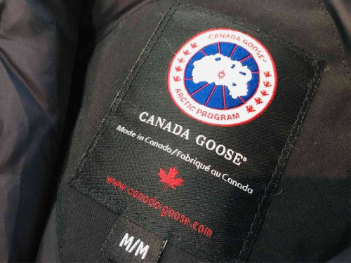 CANADA GOOSEの秦野 古着