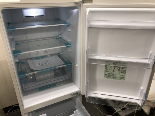 冷蔵庫の2ﾄﾞｱ冷蔵庫