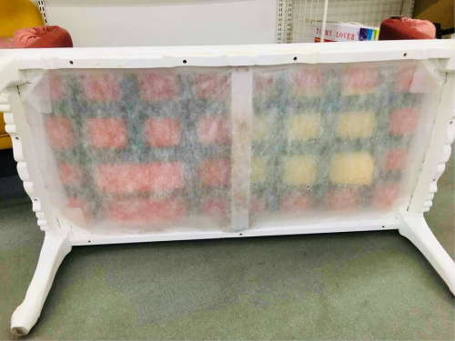 ロココ調の中古家具 秦野