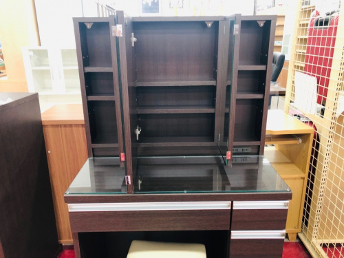 平塚　厚木　小田原　中古家具の秦野　中古家具