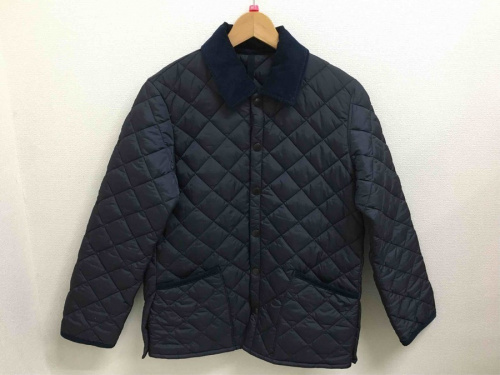 トップスのジャケット