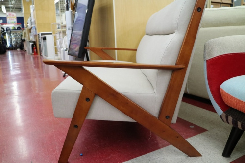 平塚　厚木　小田原　中古家具の秦野　中古家具