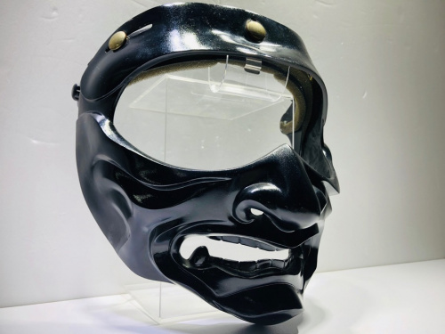 カッツアーマーのバイク用品