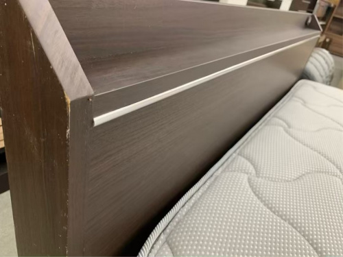 ベッドのダブルベッド