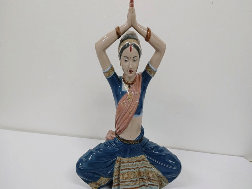 インテリア小物のフィギュリン　買取