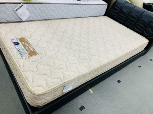 生活家具のベッド