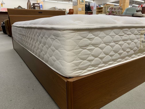 セミダブルベッドのSealy