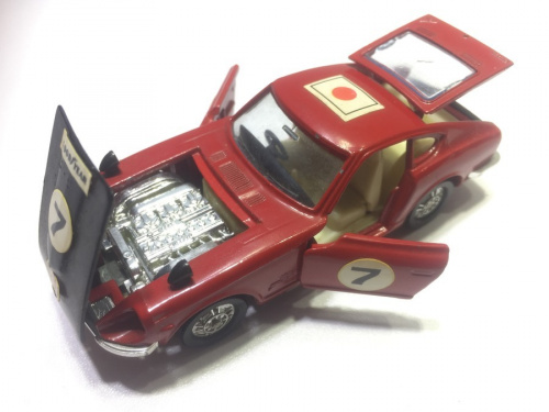 おもちゃのトミカダンディ