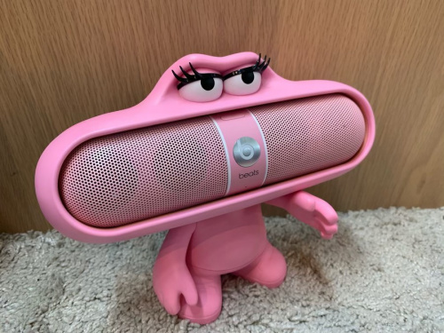 オーディオ機器のスピーカー