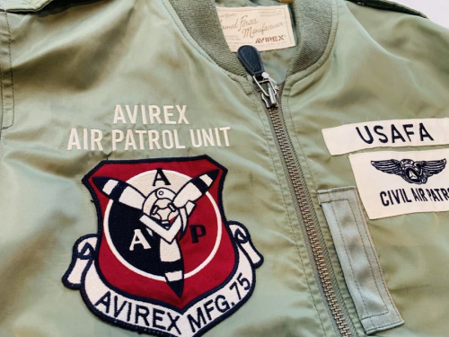 AVIREXの古着 秦野