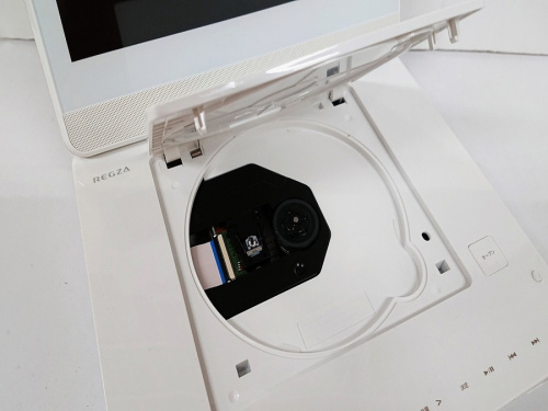 ポータブルプレーヤーのポータブルDVDプレーヤー