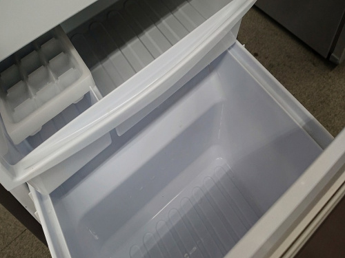2ドア冷蔵庫　中古のSHARP　秦野　冷蔵庫