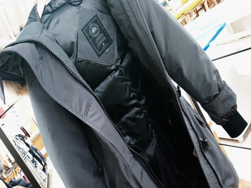 ロスクレアパーカーのCANADA GOOSE