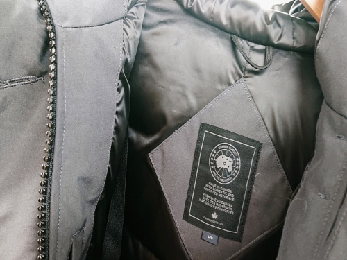 CANADA GOOSEの古着　秦野