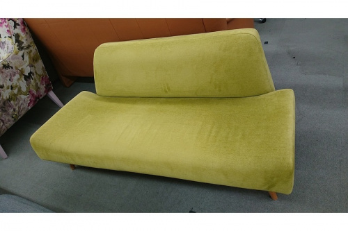 生活家具のソファー