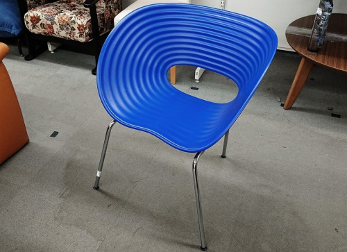 生活家具のイス