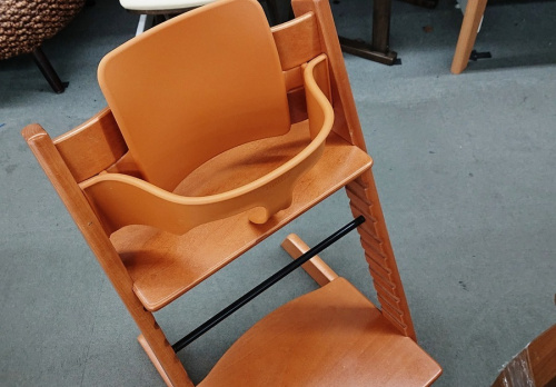 生活家具のイス