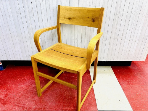 中古家具のイス