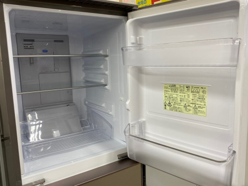 2ドア冷蔵庫のSHARP　シャープ
