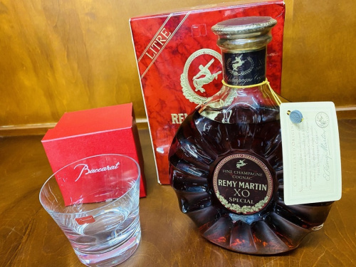 お酒の洋食器