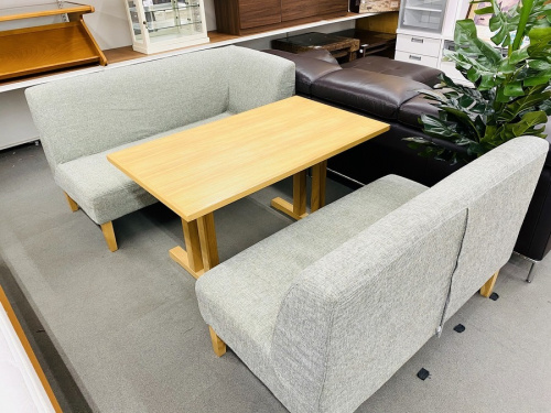 家具のダイニングセット