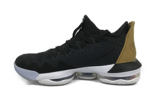 スニーカーのNIKE 買取