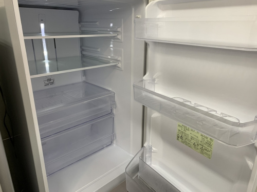 冷蔵庫の2ドア冷蔵庫