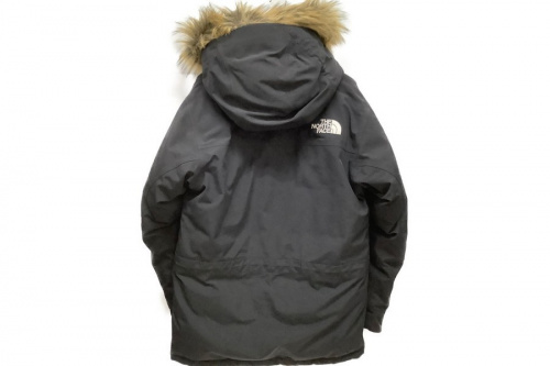 アウトドアウェアのTHE NORTH　FACE