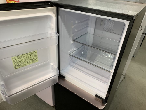 冷蔵庫の2ドア冷蔵庫