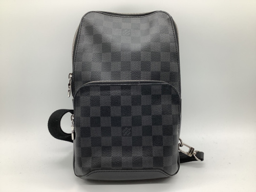 バッグのショルダーバッグ