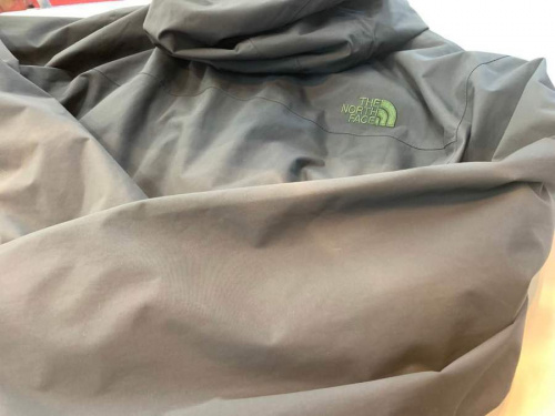 スクープジャケットのTHE NORTH FACE