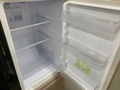 冷蔵庫の2ドア冷蔵庫