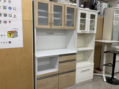 生活家具のカップボード