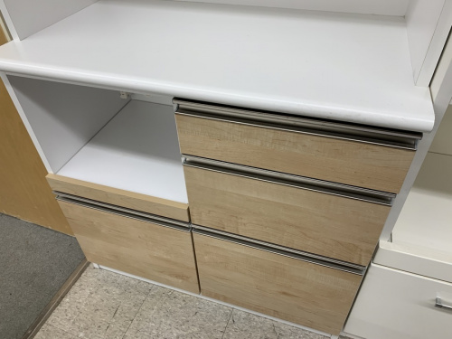食器棚の中古家具