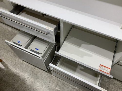 カップボードの中古家具